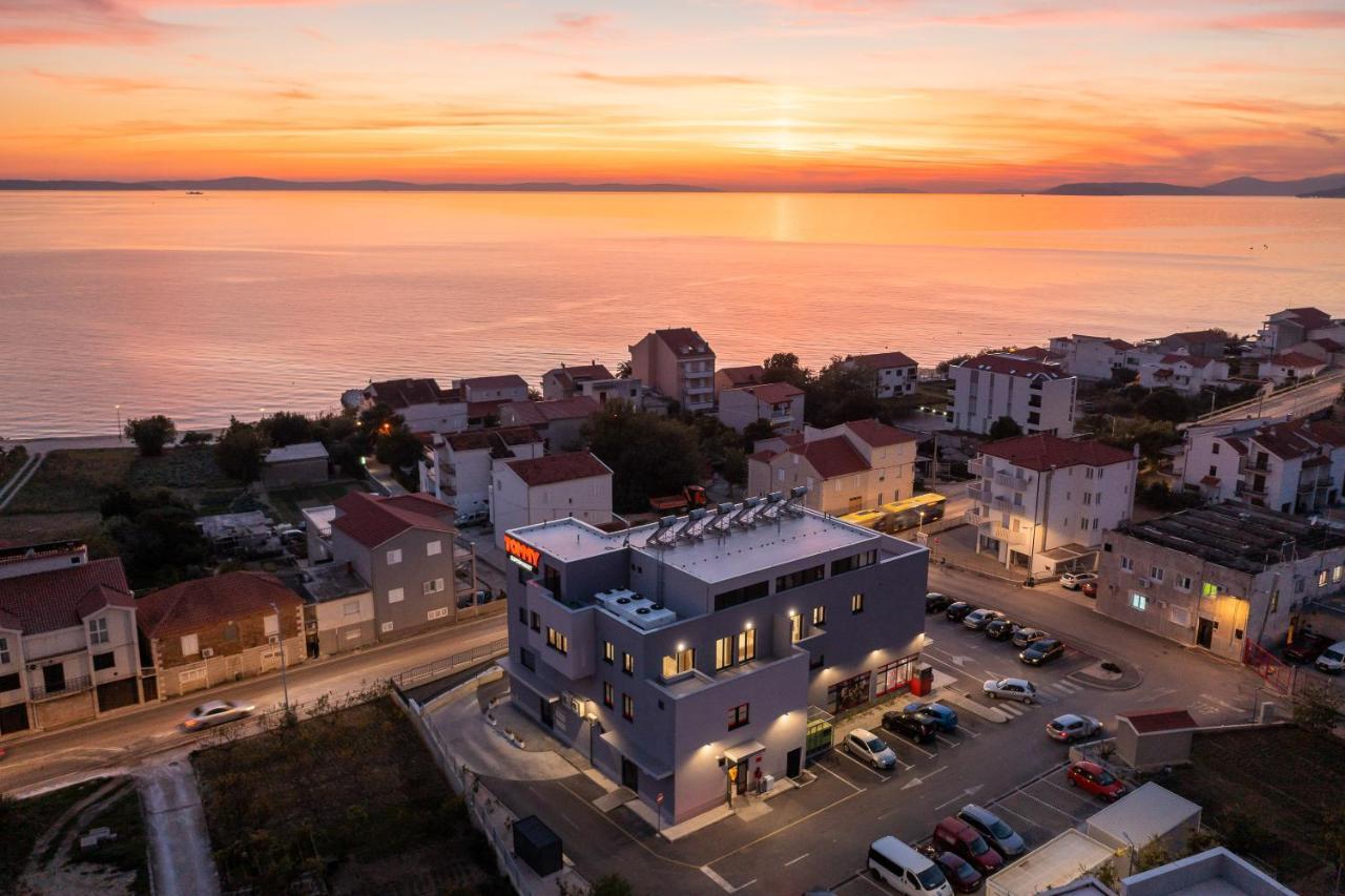 Mintos Luxury Resort Podstrana Exterior photo