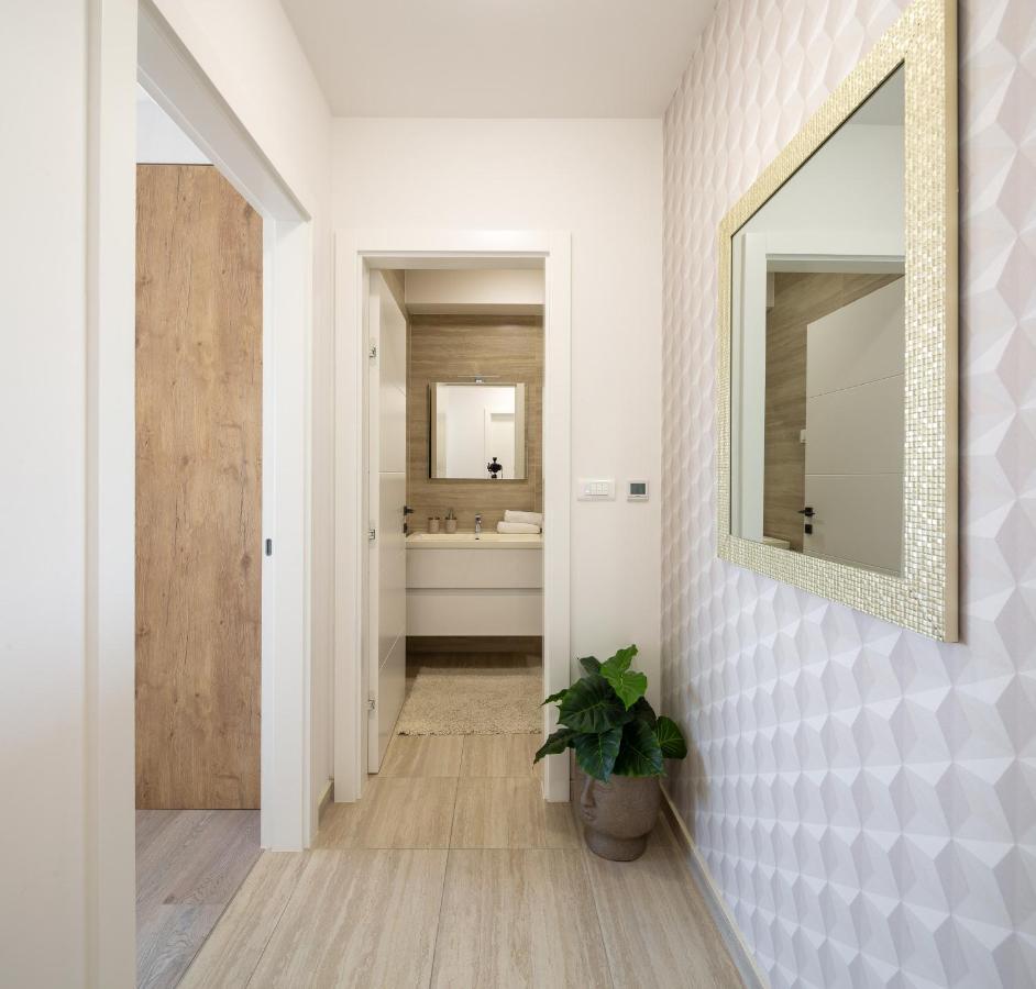 Mintos Luxury Resort Podstrana Exterior photo