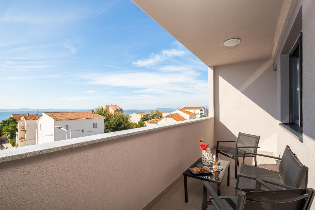 Mintos Luxury Resort Podstrana Exterior photo