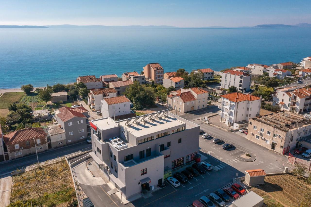 Mintos Luxury Resort Podstrana Exterior photo